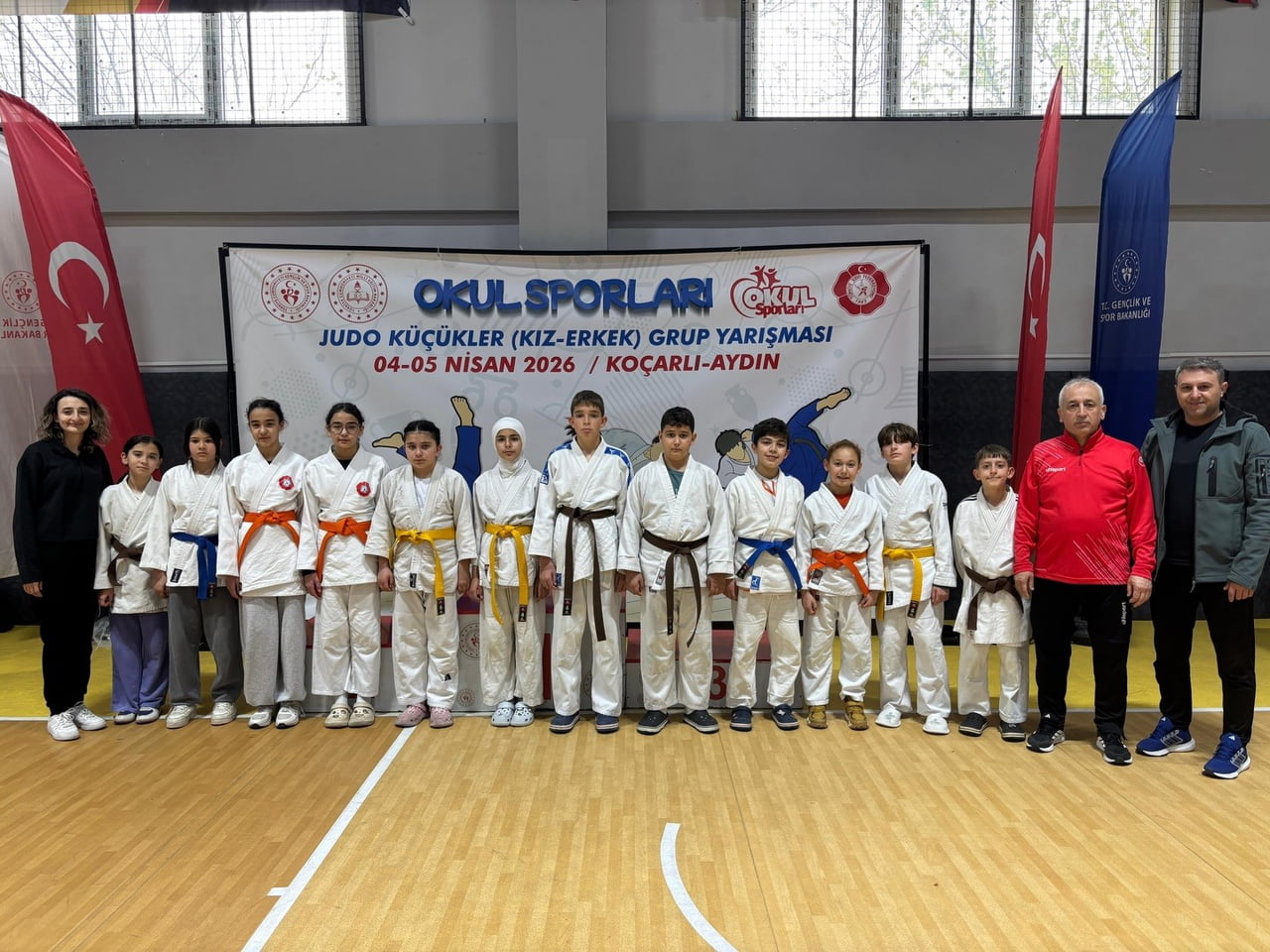 KÜTAHYALI MİNİK JUDOCULARDAN ÇİFTE BRONZ MADALYA