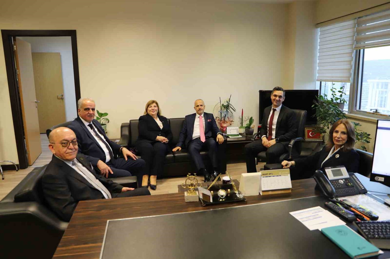 KUTSO HEYETİ, TARIM HAVZALARI DAİRE BAŞKANI DR. EMRE YENİAY’I ZİYARET ETTİ