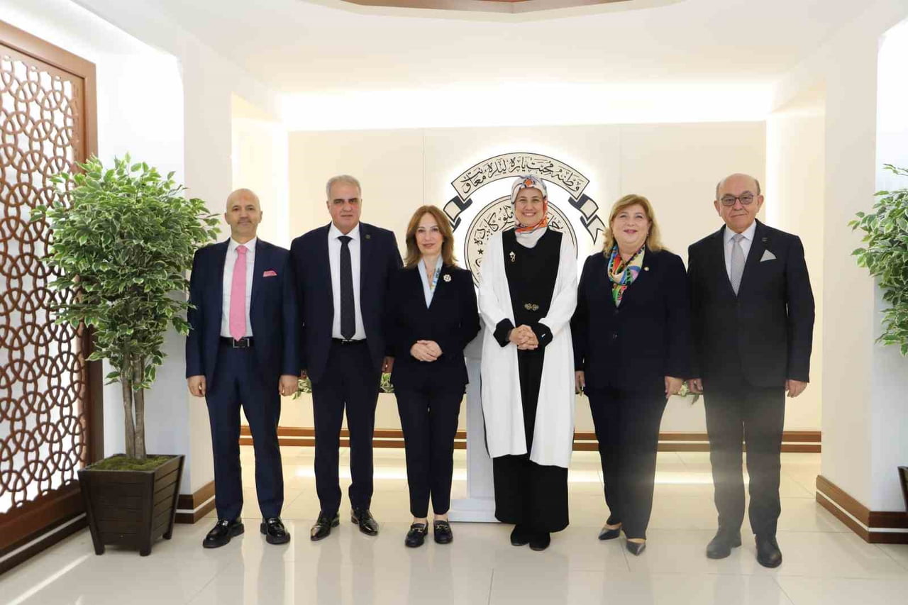 KUTSO HEYETİNDEN TÜRK KIZILAY’A ZİYARET VE TEBRİK