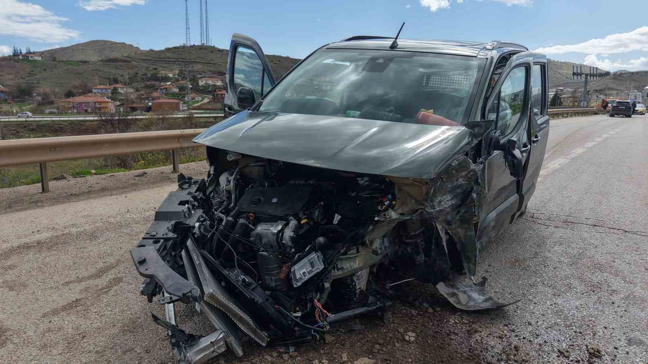 M.G.'NİN KULLANDIĞI OTOMOBİL, S.C. YÖNETİMİNDEKİ ARAÇ VE MEHMET ZAHİT ÇELİK İDARESİNDEKİ...