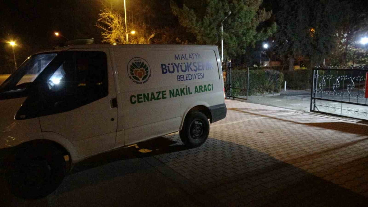 MALATYA’DA AKRABALAR ARASINDA SİLAHLI KAVGA: 1 ÖLÜ