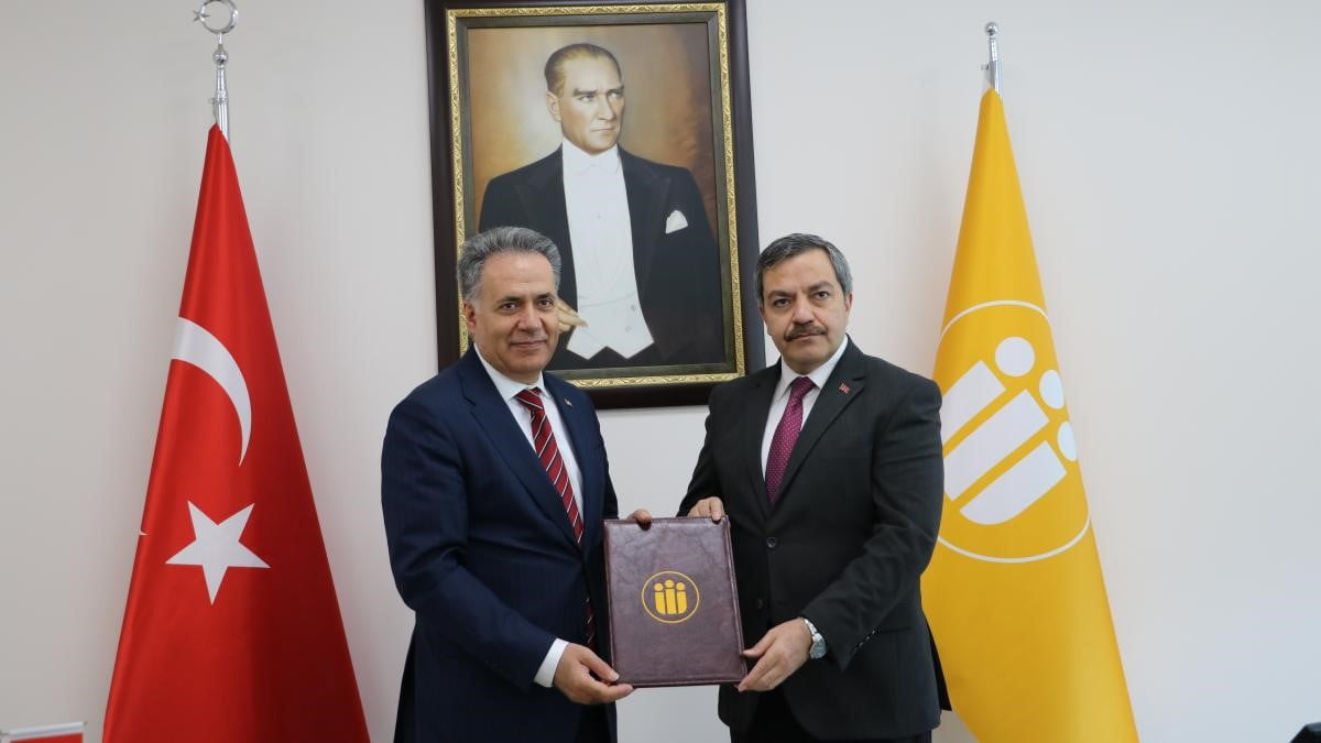 MALATYA’DA İKİ ÜNİVERSİTE ARASINDA İŞ BİRLİĞİ PROTOKOLÜ İMZALANDI