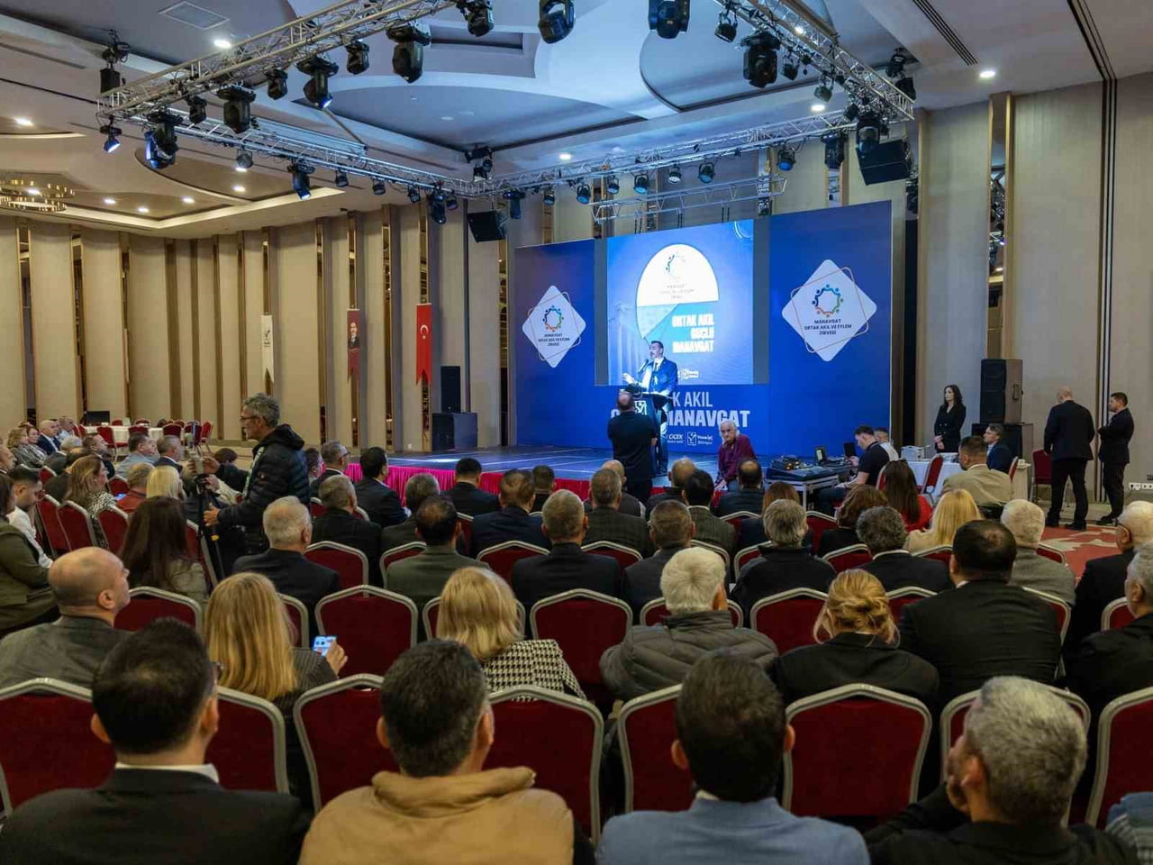 MANAVGAT BELEDİYESİ TARAFINDAN DÜZENLENEN MANAVGAT ORTAK AKIL VE EYLEM ZİRVESİ, BAŞKAN VEKİLİ...