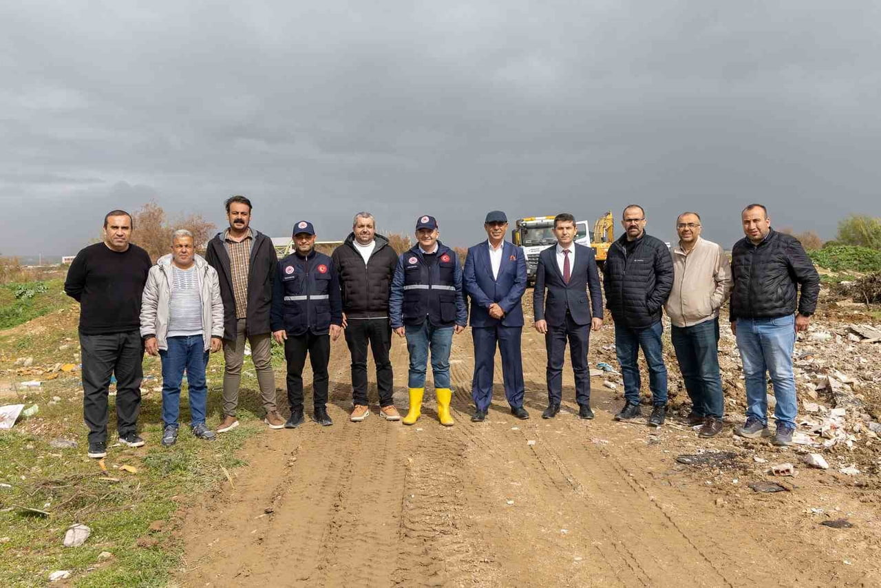 MANAVGAT BELEDİYESİ TEMİZLİK İŞLERİ MÜDÜRLÜĞÜ EKİPLERİ, MANAVGAT NEHRİ’NİN DENİZE DÖKÜLDÜĞÜ...