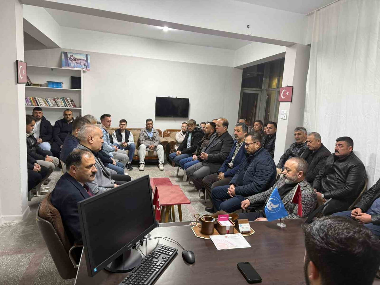 MANİSA'NIN DEMİRCİ İLÇESİNDE, MİLLİYETÇİ HAREKET PARTİSİ (MHP) KURUCU GENEL BAŞKANI MERHUM...