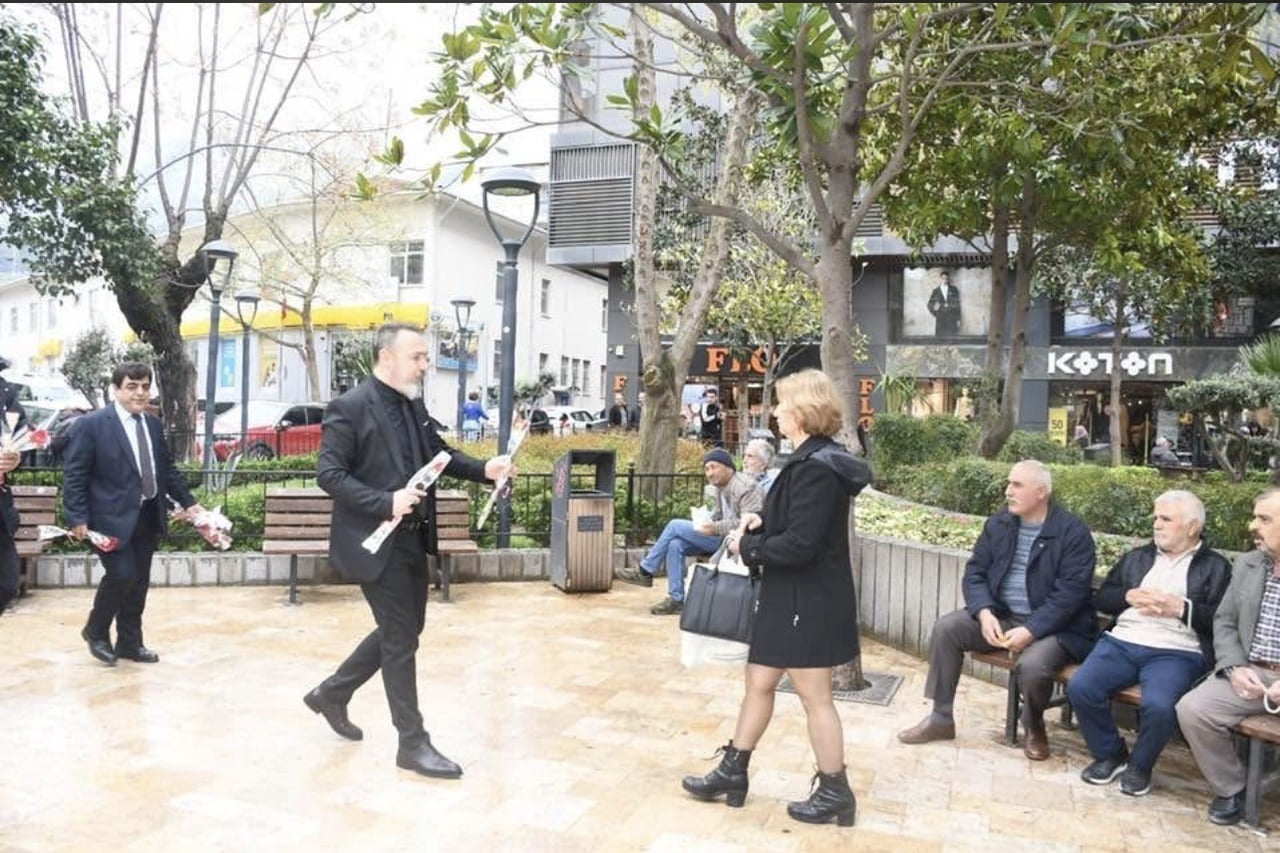 MANİSA AĞRILILAR DERNEĞİ, AĞRI’NIN PLAKA KODU OLAN 04’TEN YOLA ÇIKARAK KUTLANAN ‘DÜNYA AĞRILILAR...