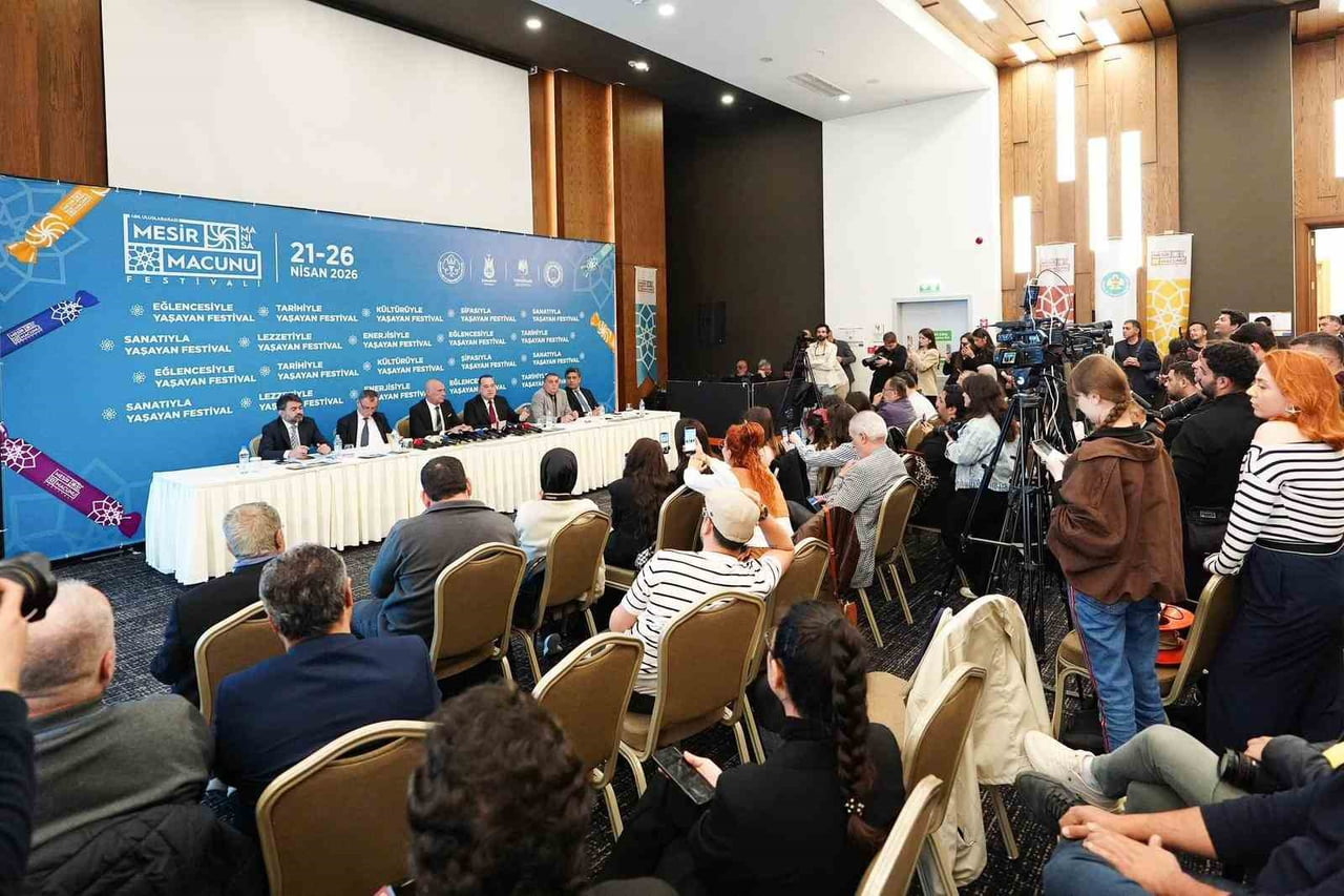 MANİSA BÜYÜKŞEHİR BELEDİYE BAŞKANI BESİM DUTLULU, 486. ULUSLARARASI MANİSA MESİR MACUNU...