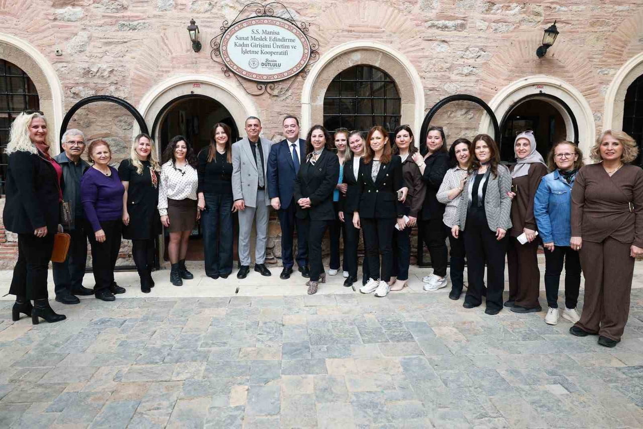 MANİSA BÜYÜKŞEHİR BELEDİYE BAŞKANI BESİM DUTLULU, MANİSA BÜYÜKŞEHİR BELEDİYESİ SANAT VE MESLEK...