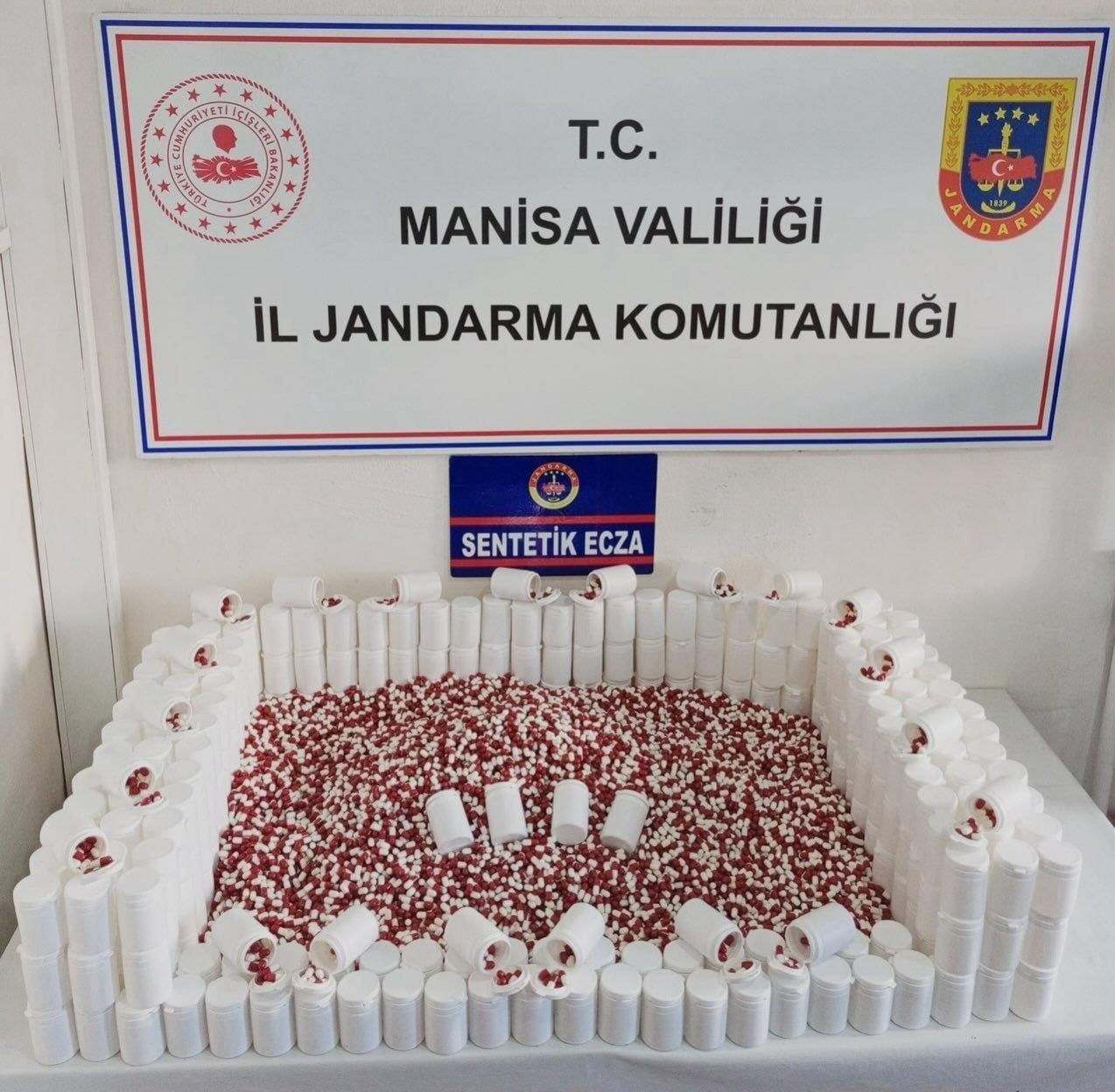 MANİSA İL JANDARMA KOMUTANLIĞI NARKOTİK ŞUBE MÜDÜRLÜĞÜ EKİPLERİNCE 2026 YILININ İLK ÜÇ AYINDA...