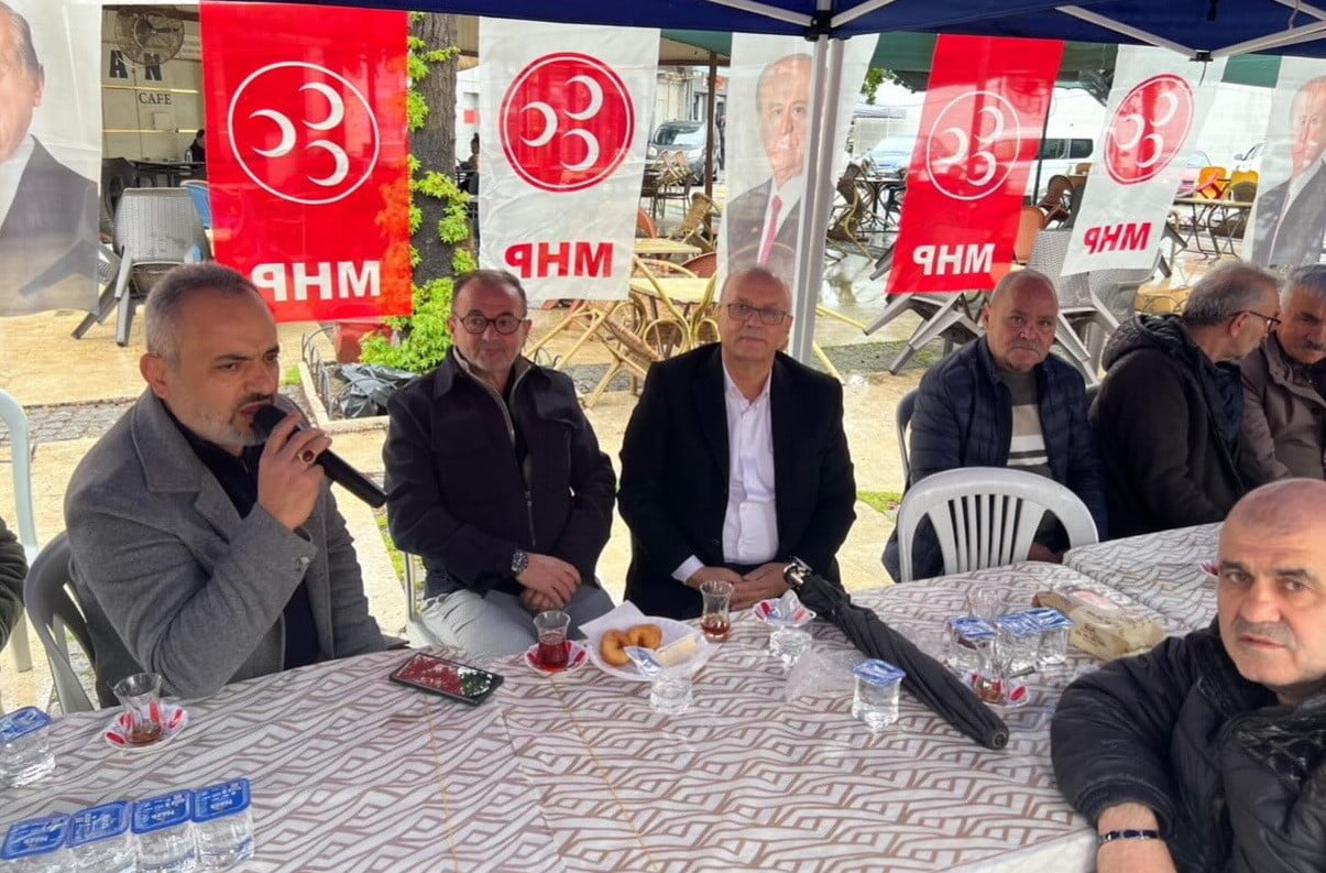 MANİSA’NIN SALİHLİ İLÇESİNDE, 4 NİSAN 1997 TARİHİNDE VEFAT EDEN MİLLİYETÇİ HAREKET PARTİSİ (MHP)...