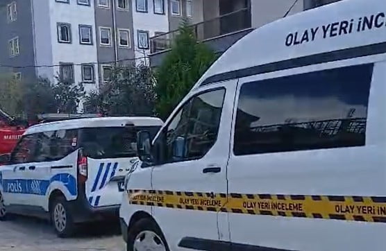 MANİSA’NIN TURGUTLU İLÇESİNDE 3 YAŞINDAKİ BİR BEBEK, YÜKSEKTEN DÜŞMESİ SONUCU AĞIR...