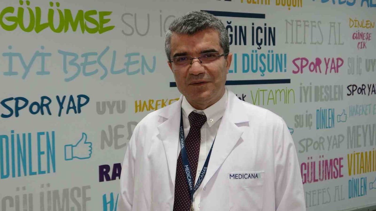MEDİCANA KONYA HASTANESİ MEDİKAL ONKOLOJİ UZMANI PROF. DR. HACI İBRAHİM PETEKKAYA, "GEÇ KALMADAN...