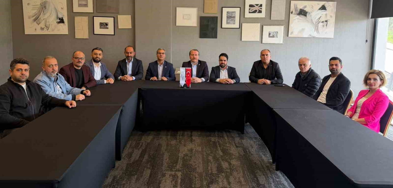 MEMUR-SEN GENEL BAŞKANI ALİ YALÇIN’I MEMUR SEN YALOVA İL BAŞKANLIĞI’NI ZİYARET EDEREK...