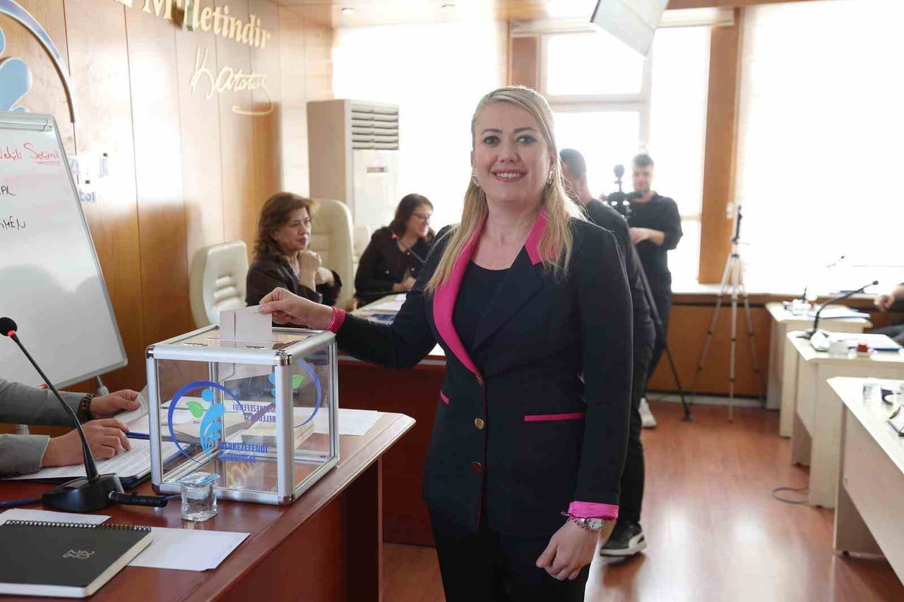 MERKEZEFENDİ BELEDİYE MECLİSİ’NİN NİSAN AYI OLAĞAN MECLİS TOPLANTISI’NIN İKİNCİ BİRLEŞİMİ 2025...