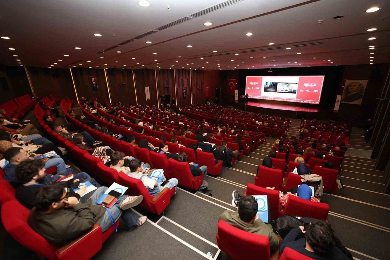 MERKEZEFENDİ BELEDİYESİ TARAFINDAN, DİJİTAL DÖNÜŞÜME UYUM SAĞLAMAK VE VATANDAŞLARIN YAPAY ZEKA...