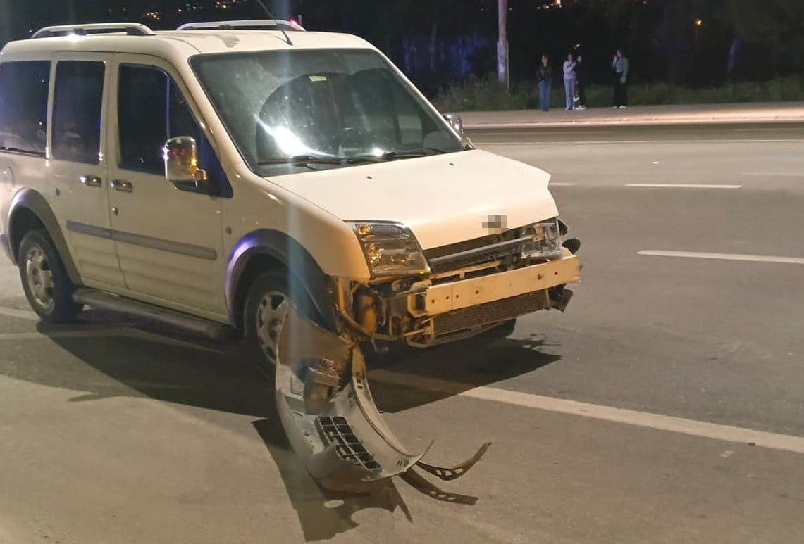 MERSİN'İN ERDEMLİ İLÇESİNDE HAFİF TİCARİ ARAÇLA ÇARPIŞAN MOTOSİKLETİN SÜRÜCÜSÜ HAYATINI...