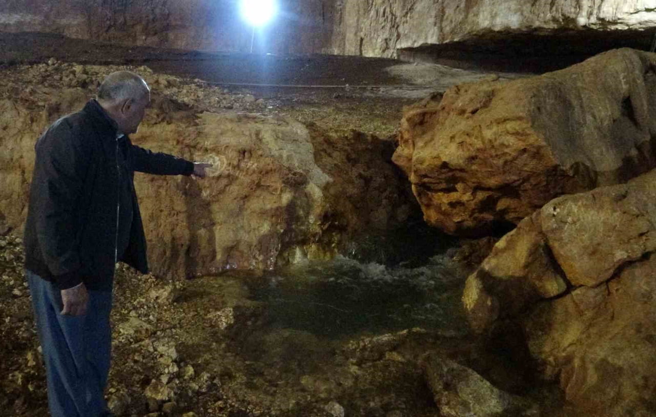 MERSİN'İN ÖNEMLİ TURİZM NOKTALARINDAN 'CENNET VE CEHENNEM' OBRUKLARINDAN CENNET'İN DİBİNDEN  13...