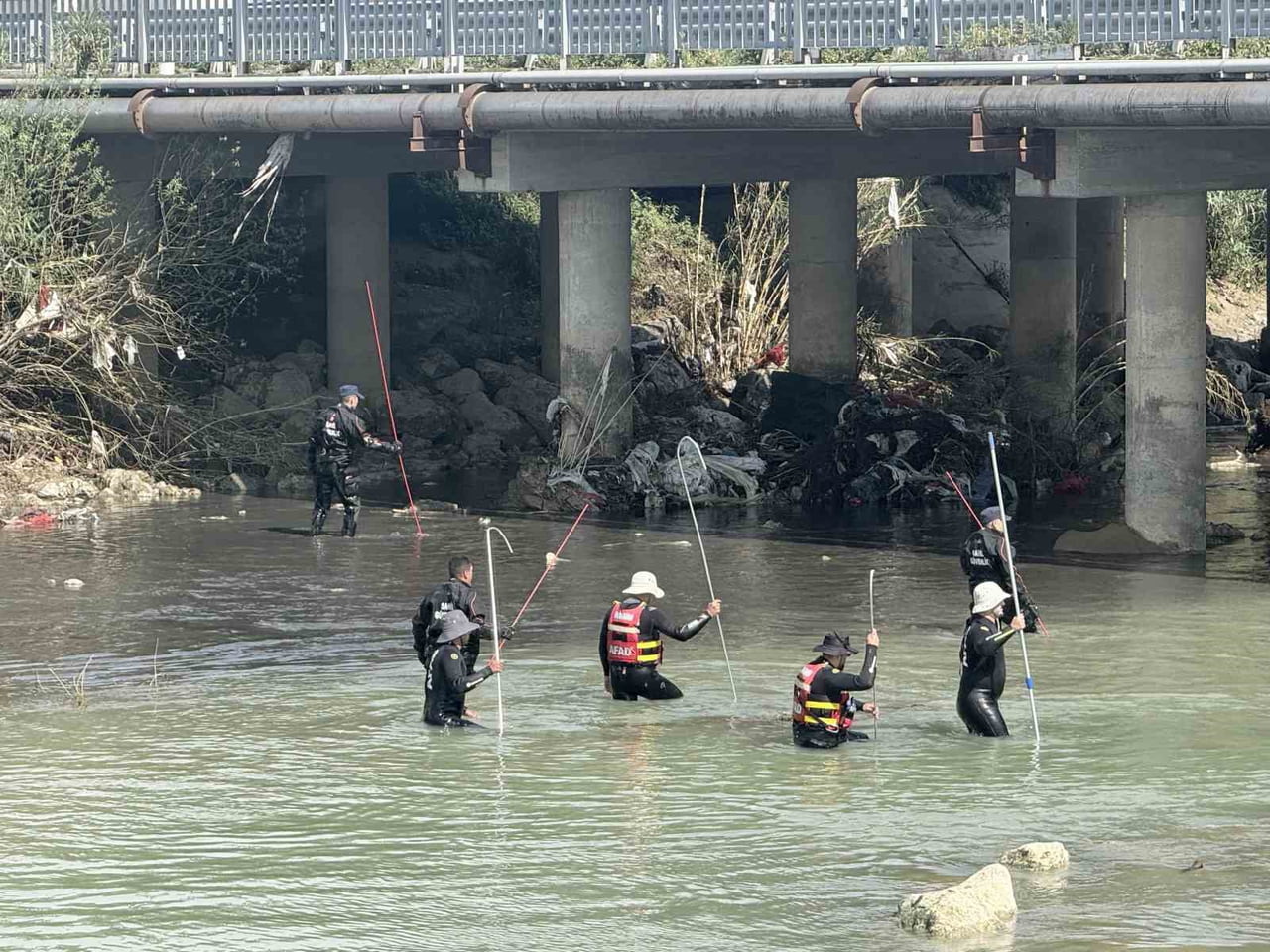 MERSİN'İN TARSUS İLÇESİNDE ATLADIĞI SUDA AKINTIYA KAPILIP KAYBOLAN 18 YAŞINDAKİ BATU YETİŞ KEREM...