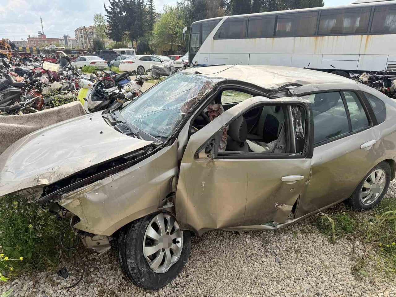 MERSİN'İN TARSUS İLÇESİNDE MEYDANA GELEN KAZADA BİRİ UZMAN ÇAVUŞ 2 KİŞİ ÖLDÜ, 2 KİŞİ...