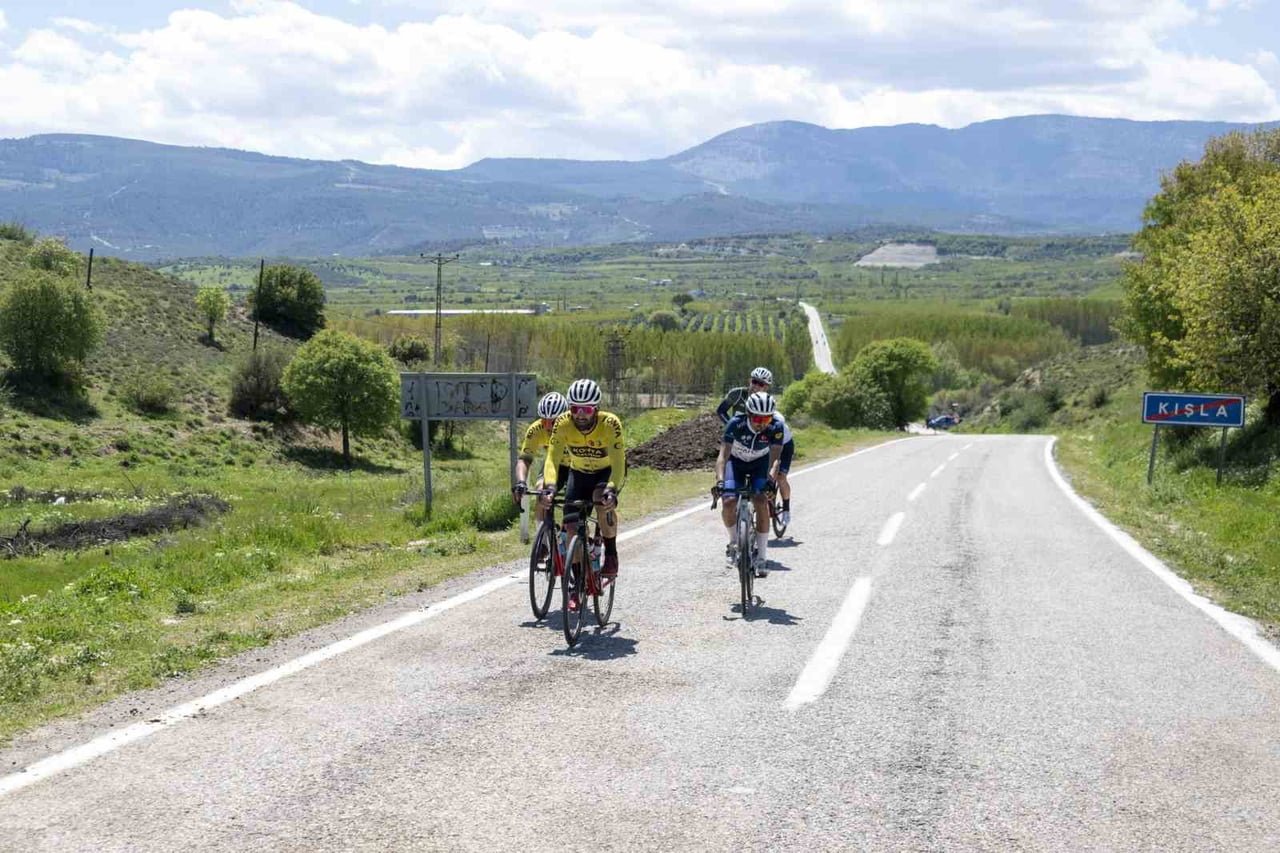 MERSİN BÜYÜKŞEHİR BELEDİYESİNİN DÜZENLEDİĞİ 8. TOUR OF MERSİN’İN 2. ETABINDA, 26 ÜLKEDEN 120...
