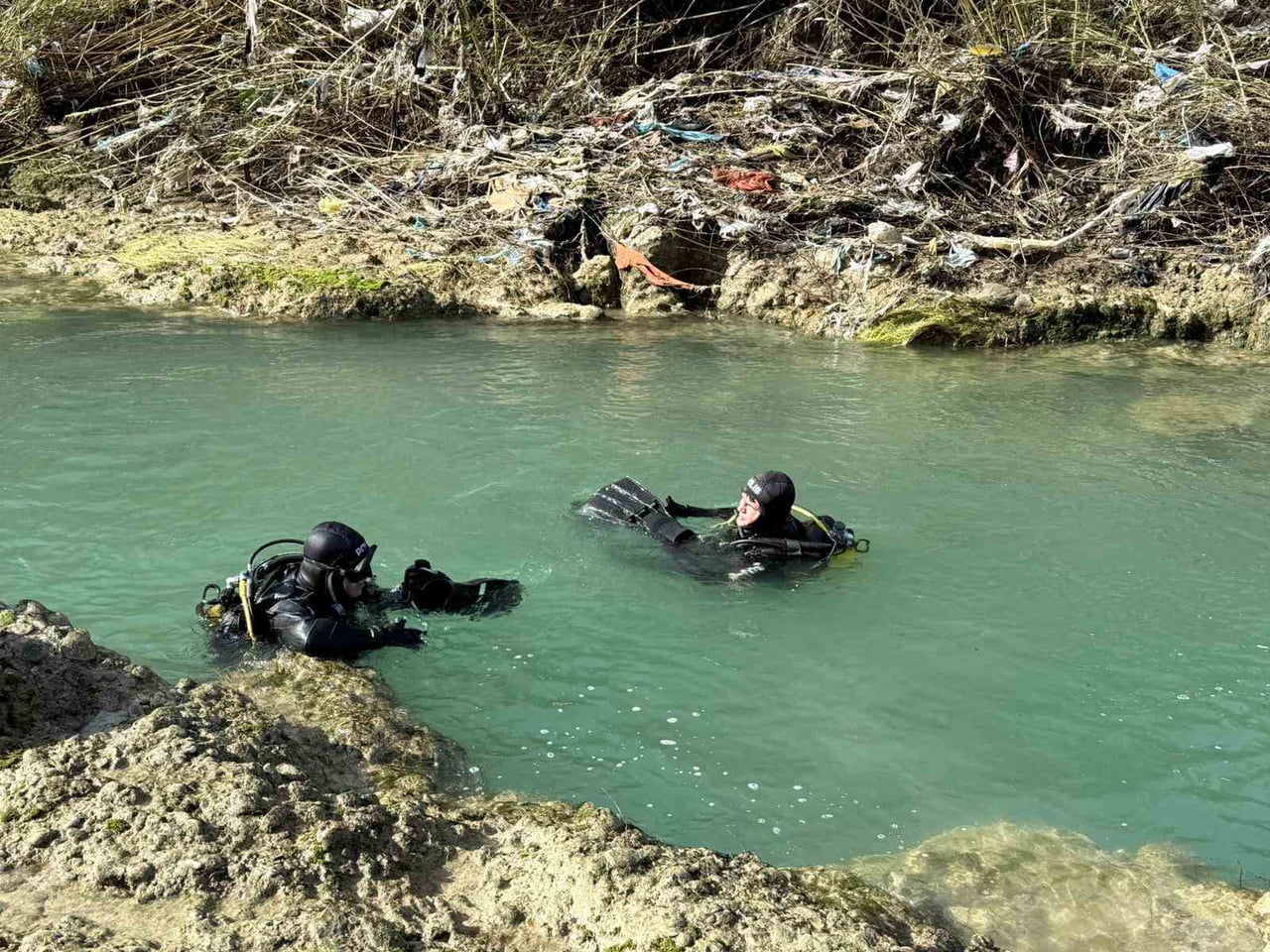 MERSİN’İN TARSUS İLÇESİNDE BERDAN IRMAĞI’NA ATLADIKTAN SONRA KAYBOLAN GENCİ ARAMA ÇALIŞMALARI ÇOK...