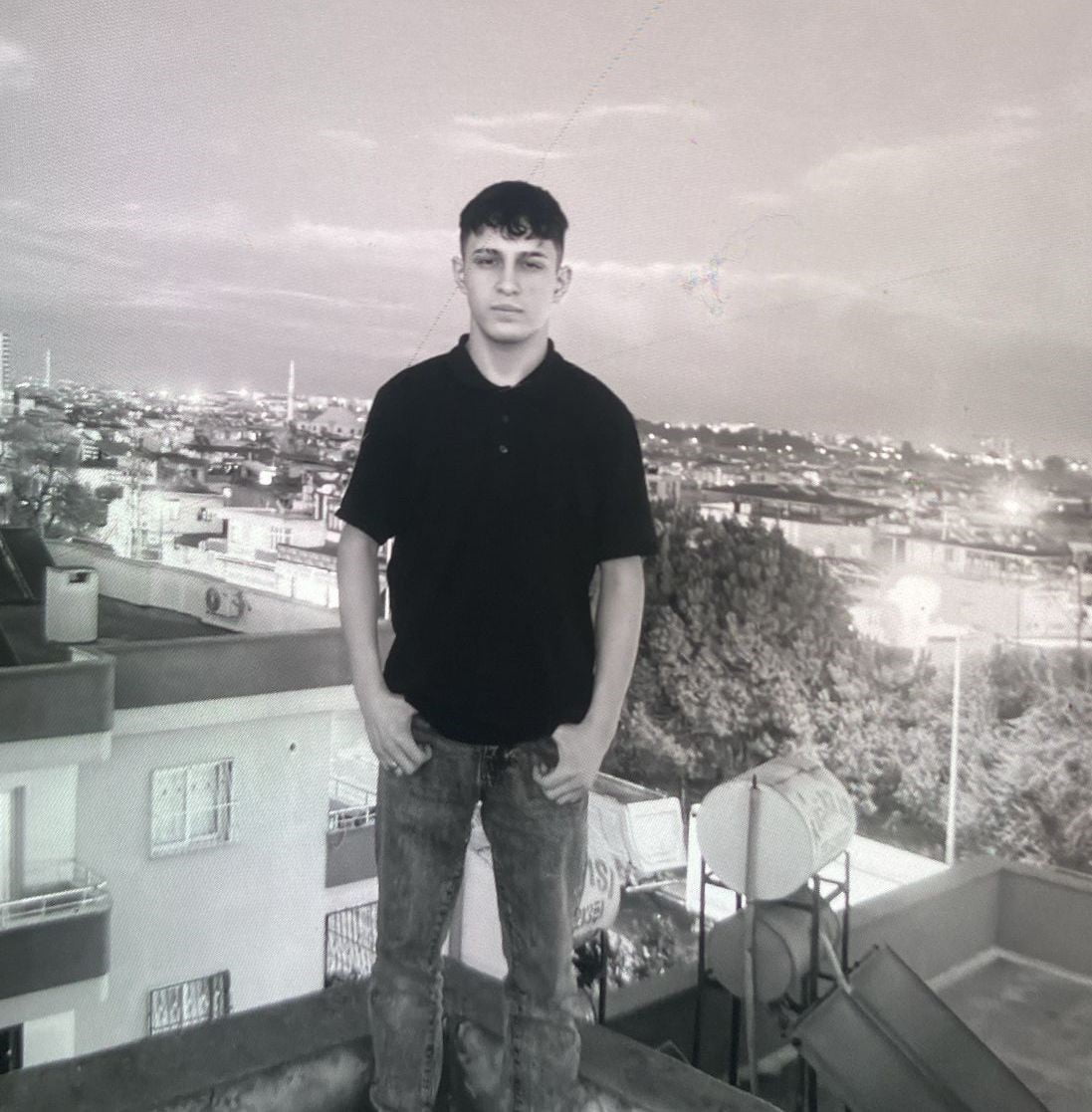 MERSİN’İN TARSUS İLÇESİNDE BERDAN IRMAĞINA ATLADIKTAN SONRA KAYBOLAN 17 YAŞINDAKİ BATU YETİŞ KEREM...