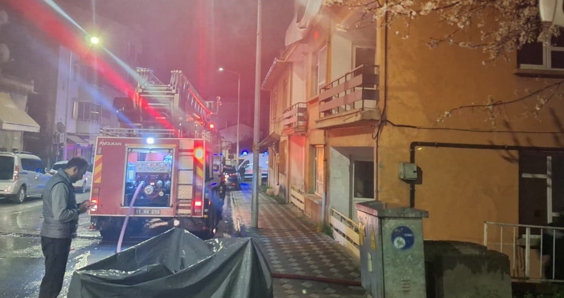 METRUK BİNADA 3 YANGIN
