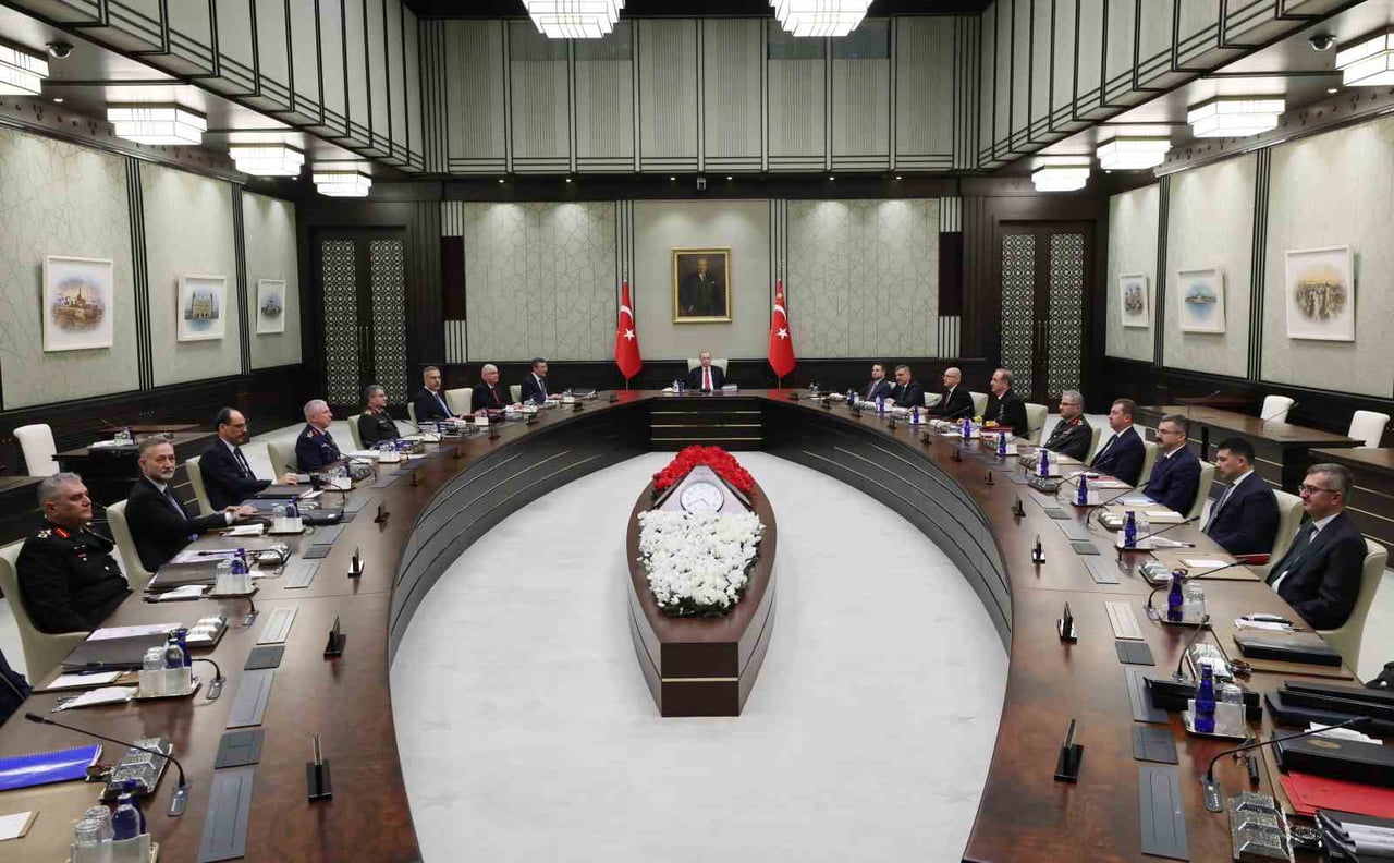 MGK, CUMHURBAŞKANI RECEP TAYYİP ERDOĞAN'IN BAŞKANLIĞINDA CUMHURBAŞKANLIĞI KÜLLİYESİ'NDE...