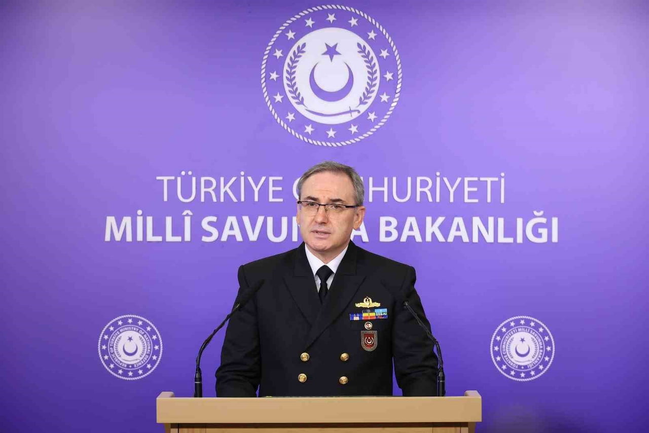 MSB BASIN VE HALKLA İLİŞKİLER MÜŞAVİRİ TUĞAMİRAL ZEKİ AKTÜRK, HAFTALIK BASIN BİLGİLENDİRME...