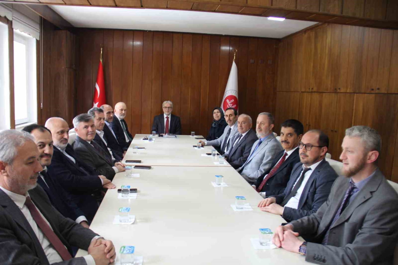 MUĞLA’DA İLÇE MÜFTÜLERİ "NİSAN" GÜNDEMİYLE TOPLANDI