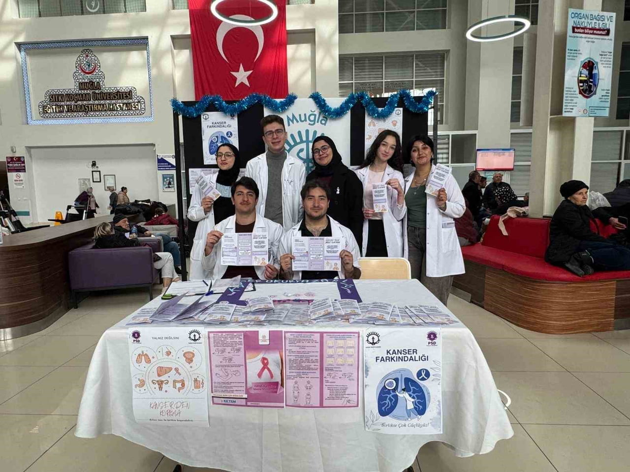 MUĞLA’DA "KANSER OKURYAZARLIĞI" SEFERBERLİĞİ GENÇ TIBBİYELERDEN ÖNEMLİ ADIM