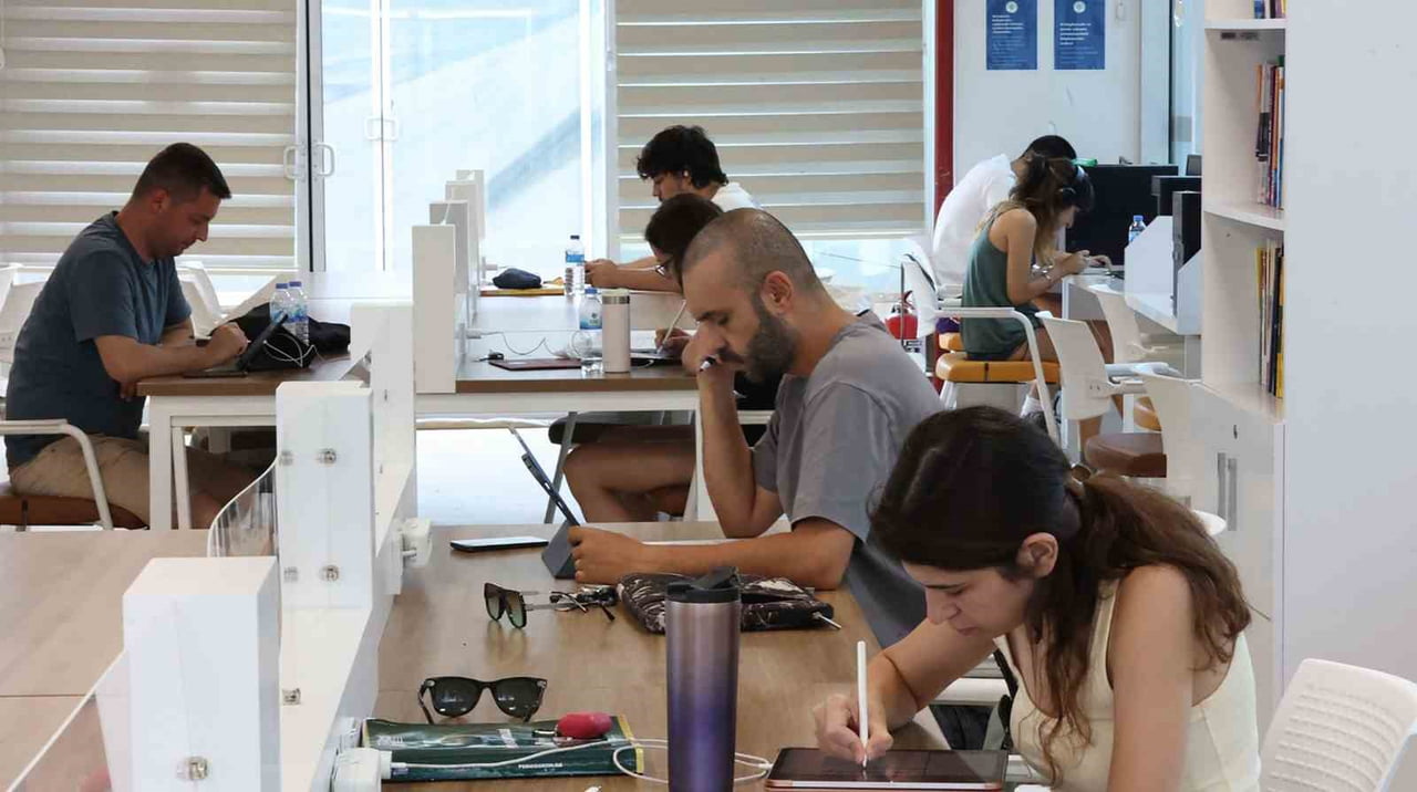 MUĞLA’DA VATANDAŞLARIN BİLGİYE, YENİ KİTAPLARA, FARKLI ARŞİVLERE ULAŞMASINI KOLAYLAŞTIRMAK İÇİN...