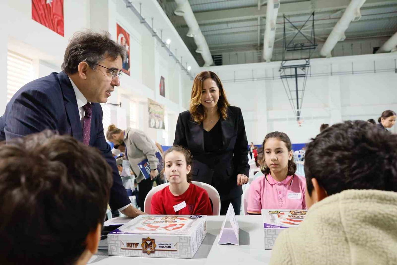 MUĞLA’NIN MARMARİS İLÇESİNDE, MARMARİS İLÇE MİLLÎ EĞİTİM MÜDÜRLÜĞÜ KOORDİNASYONUNDA DÜZENLENEN...