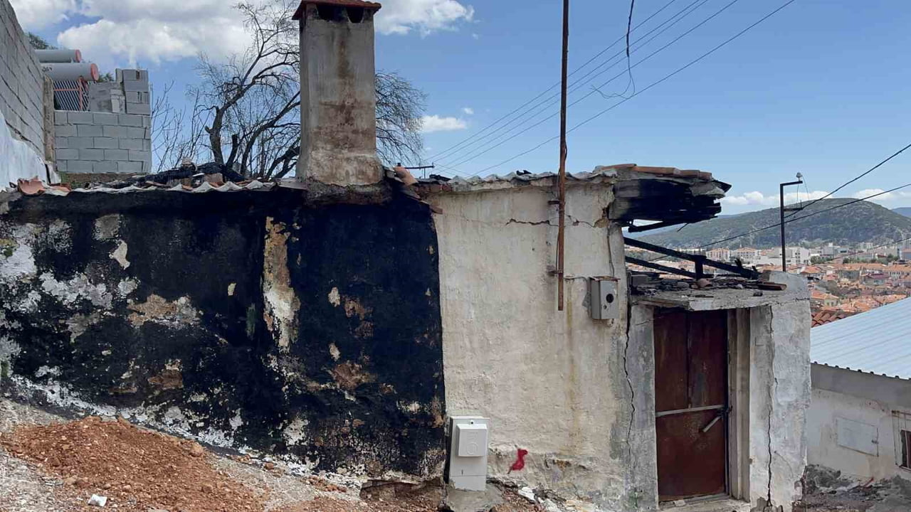 MUĞLA’NIN MENTEŞE İLÇESİNDE 9 AY ÖNCE YAŞANAN YANGIN FACİASININ YARALARI HÂLÂ SARILAMADI....