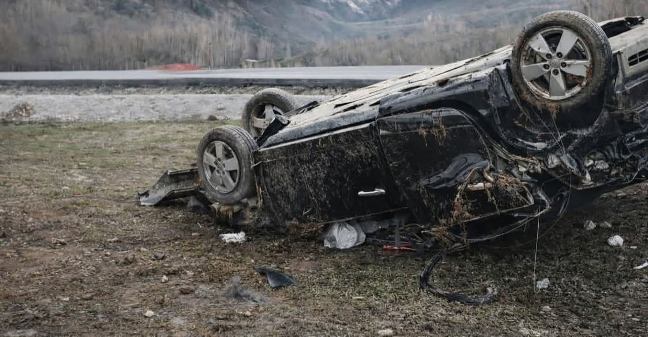MURADİYE-ÇALDIRAN YOLUNDA KAZA