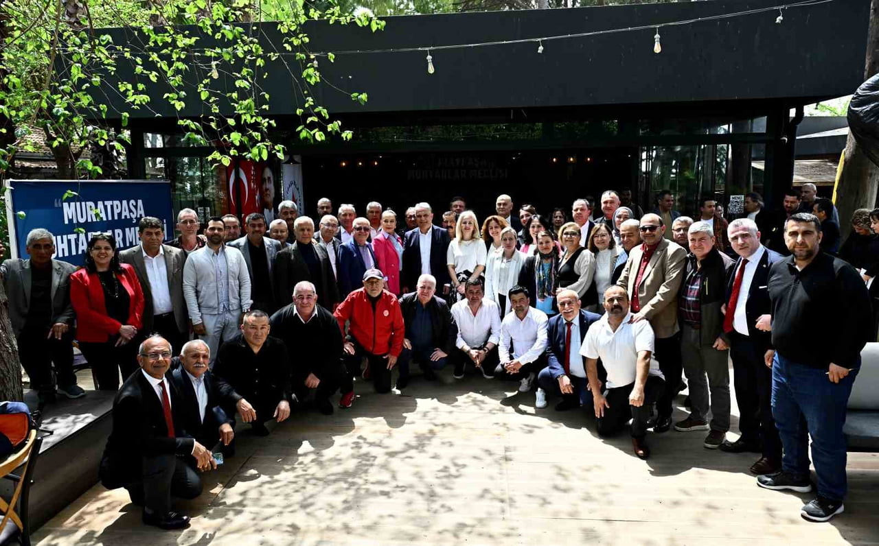 MURATPAŞA BELEDİYE BAŞKANI ÜMİT UYSAL,ENGELSİZ KAFE’DE DÜZENLENEN MUHTARLAR MECLİSİ’NDE İLÇE...