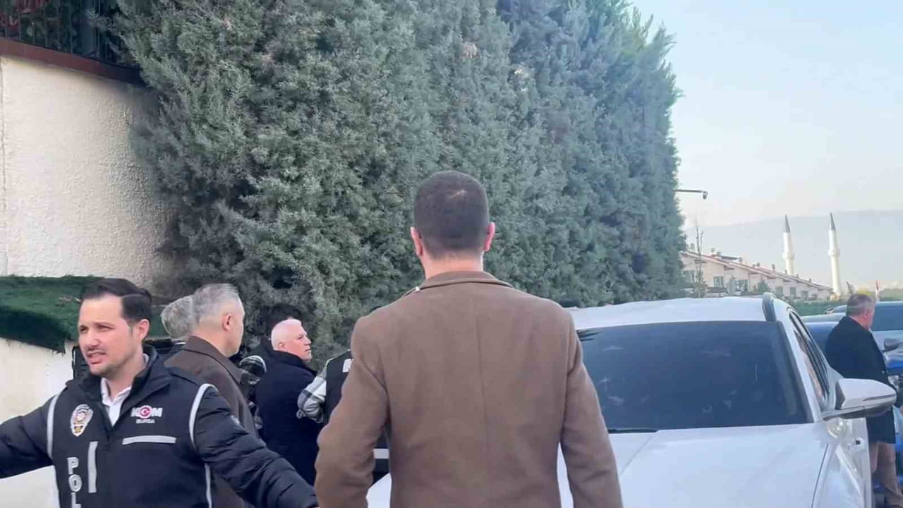 MUSTAFA BOZBEY TUTUKLANDI