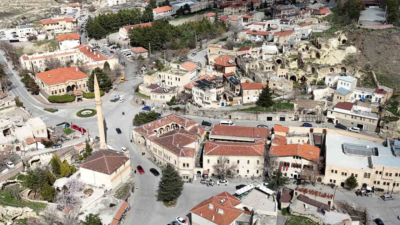 MUSTAFAPAŞA YENİDEN BELEDİYE OLMA HAKKI KAZANIRKEN, BELDE HALKI 7 HAZİRANDA SANDIK BAŞINA...