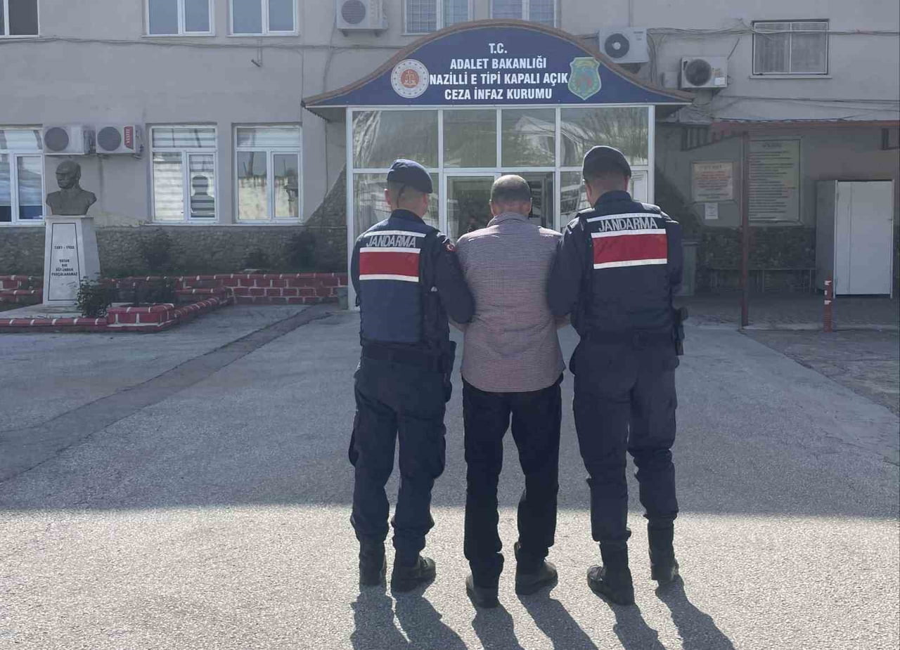 NAZİLLİ’DE 33 YIL 8 AY HAPİS CEZALI HÜKÜMLÜ YAKALANDI