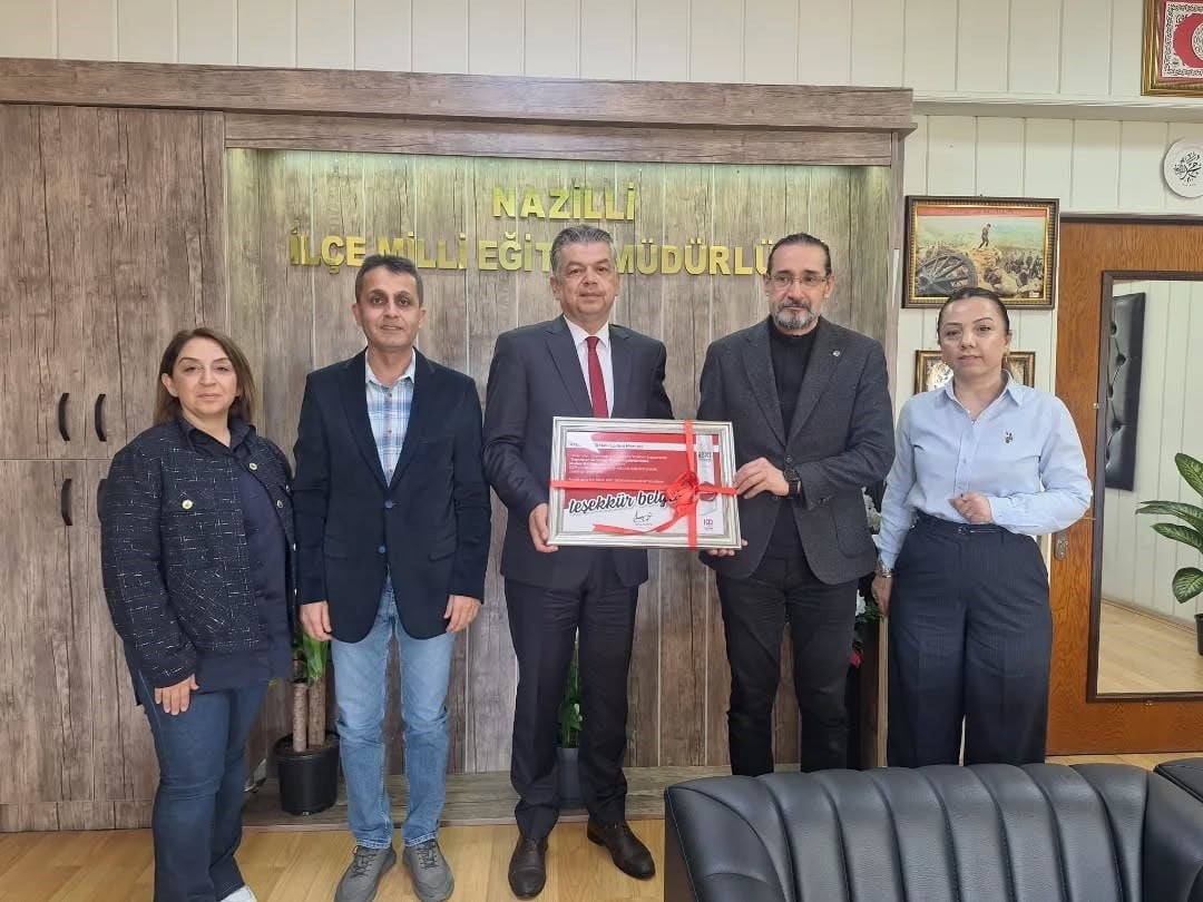 NAZİLLİ HALK EĞİTİMİ MERKEZİ’NDEN TÜRKİYE DERECESİ