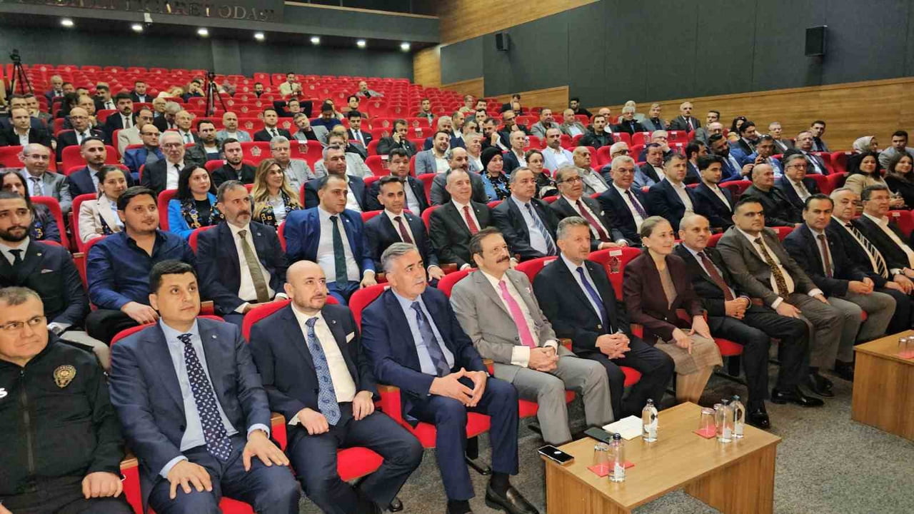 NAZİLLİ TİCARET ODASI 100’ÜNCÜ YILINI TÖRENLE KUTLADI