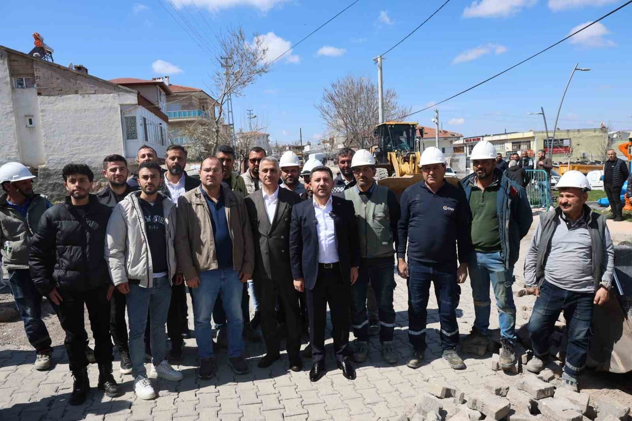 NEVŞEHİR BELEDİYESİ, KENT GENELİNDE ALT VE ÜST YAPI İYİLEŞTİRME ÇALIŞMALARINA BAŞLADI.