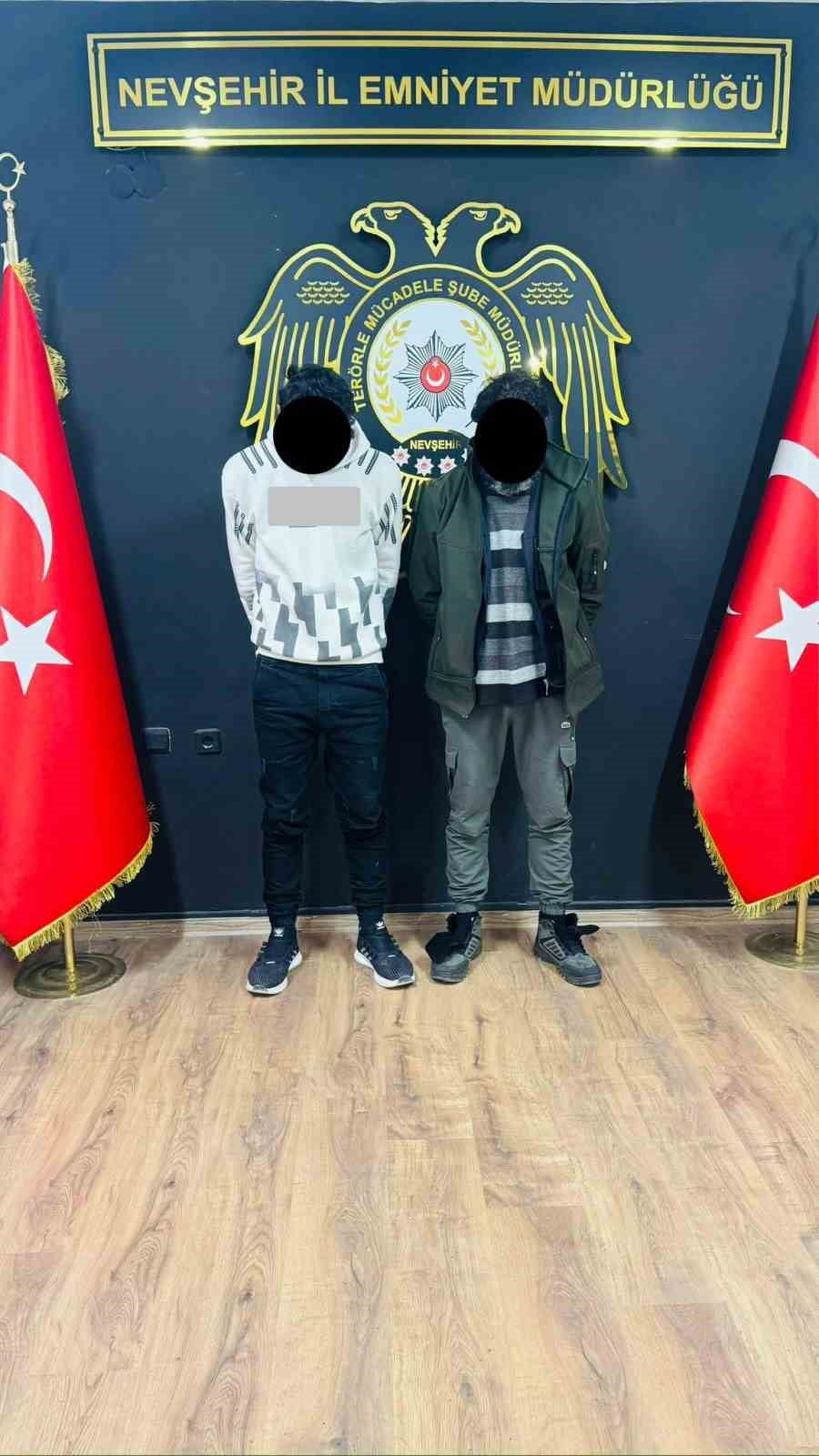 NEVŞEHİR’DE TERÖR ÖRGÜTÜ DEAŞ’A YÖNELİK DÜZENLENEN OPERASYONDA GÖZALTINA ALINAN 2 ŞÜPHELİ...