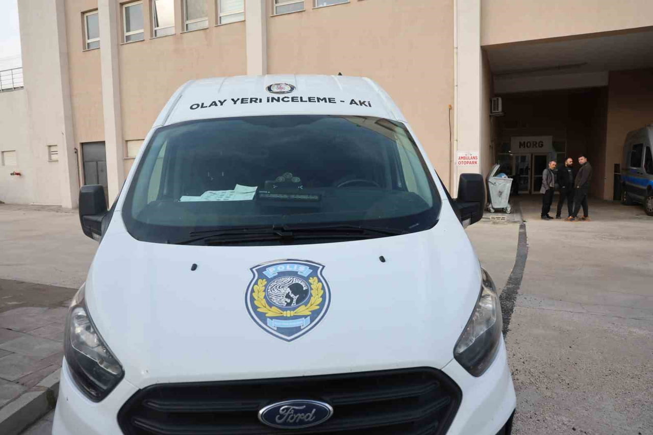 NEVŞEHİR DEVLET HASTANESİ’NDE TEDAVİ GÖRDÜĞÜ SIRADA SEDYEDEN DÜŞTÜĞÜ İDDİA EDİLEN GENÇ, BİR...