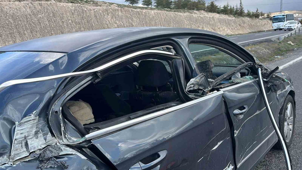 NEVŞEHİR-GÜLŞEHİR KARAYOLU’NDA TIR İLE OTOMOBİLİN KARIŞTIĞI KAZADA 2 YAŞINDAKİ BEBEK HAYATINI...