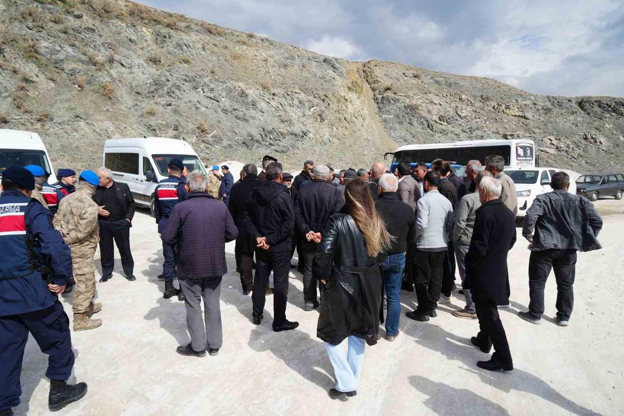 NİĞDE’DE KAMP PROJESİ İKİ BELDEYİ SINIR TARTIŞMASIYLA KARŞI KARŞIYA GETİRDİ