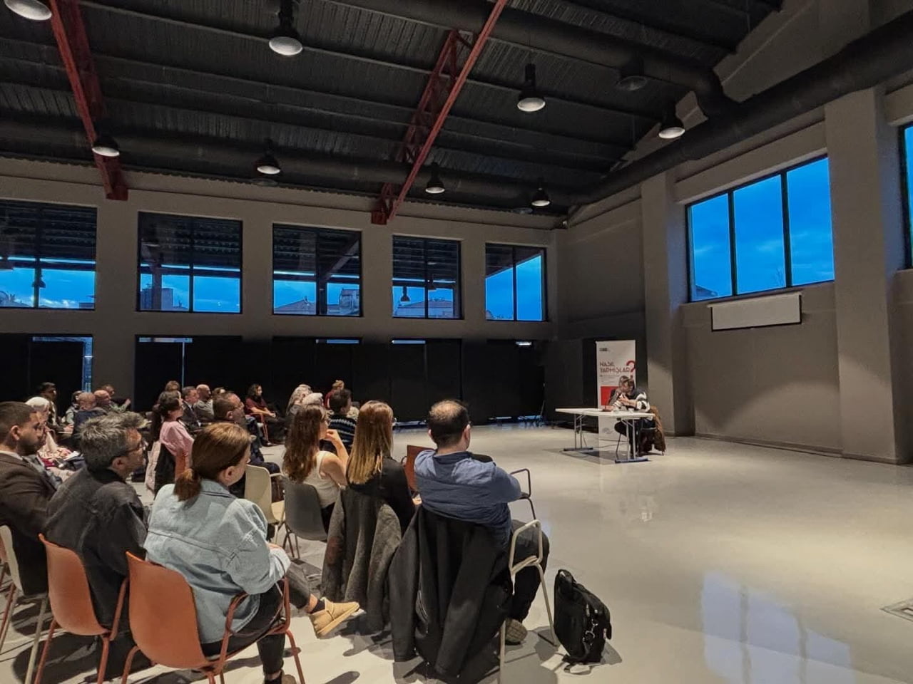 NİLÜFER BELEDİYESİ TARAFINDAN DÜZENLENEN "NASIL YAPMIŞLAR?" SÖYLEŞİLERİNDE İNGİLİZ SOSYOLOG...