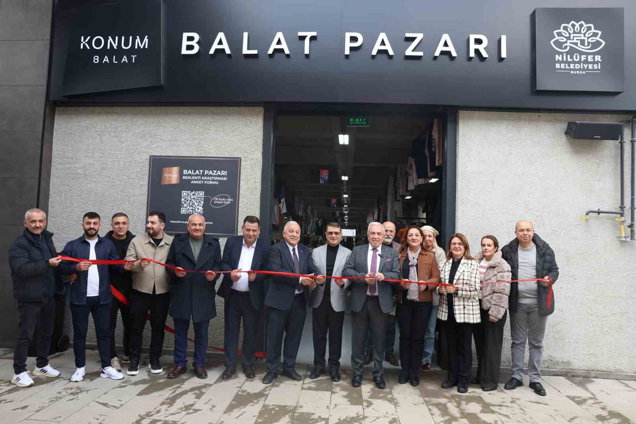NİLÜFER’İN 8’İNCİ GİYİM PAZARI BALAT’TA AÇILDI NİLÜFER BELEDİYESİ, VATANDAŞLARA UYGUN FİYATLI VE...