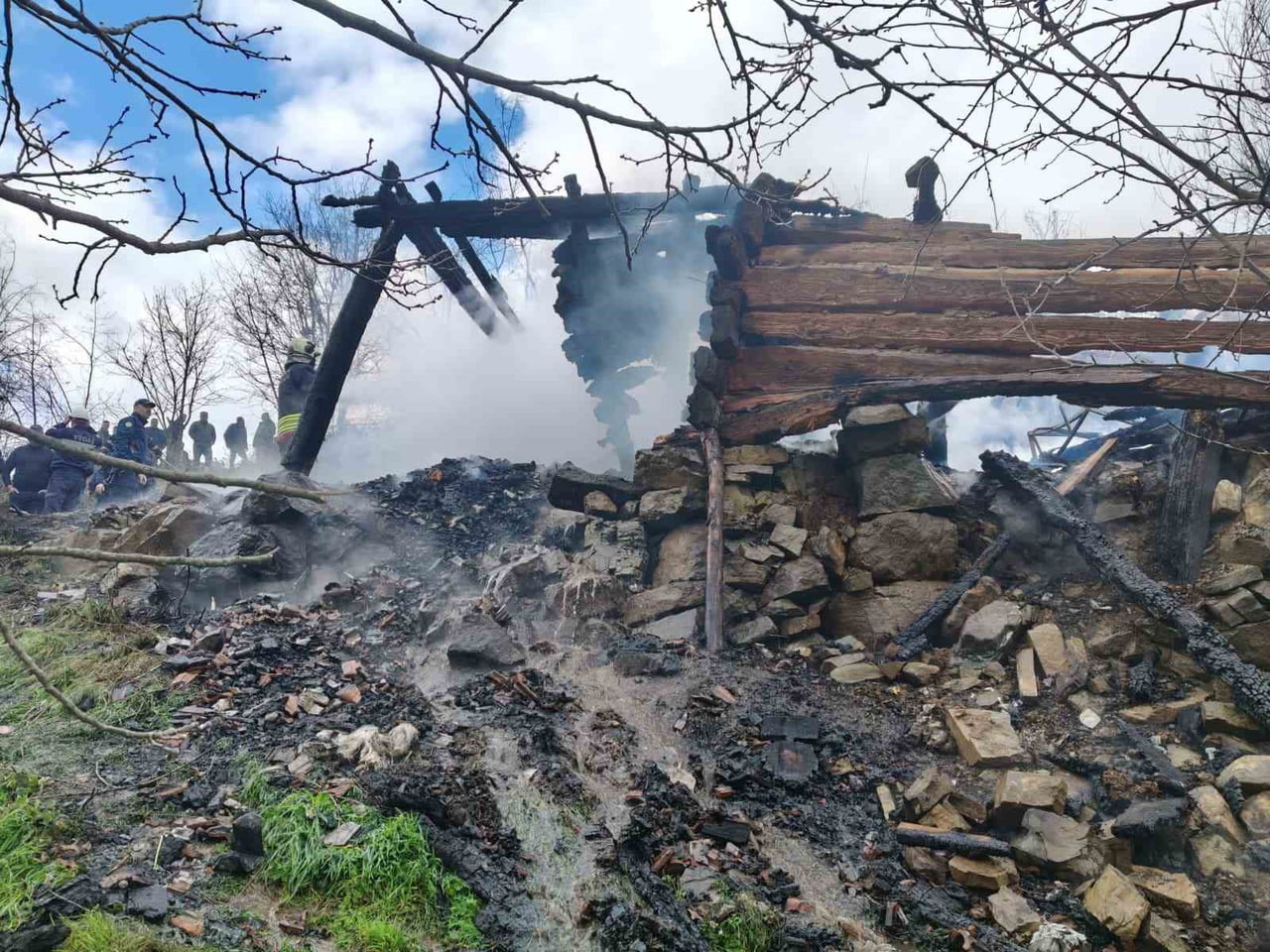OLAY, YAKAKENT İLÇESİ KARAABA MAHALLESİ ALAGERİŞ SOKAK’TA BUGÜN SAAT 09.00 SIRALARINDA MEYDANA...