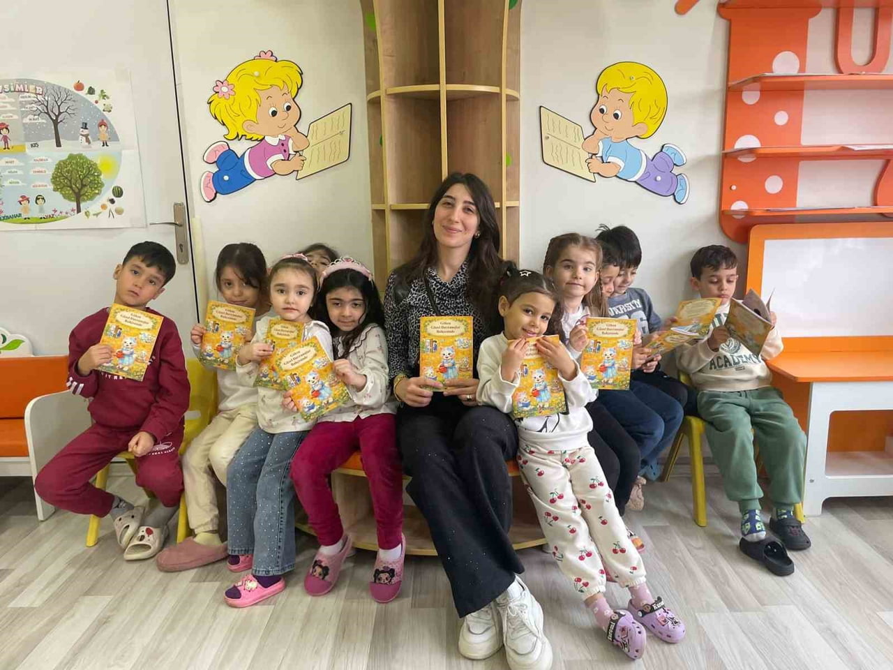 ONİKİŞUBAT BELEDİYESİ BÜNYESİNDE FAALİYETLERİNE ARALIKSIZ DEVAM EDEN ŞEHİT HAKAN AKDERE GÜNDÜZ...